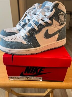 Nike Air Jordan 1 Mid White & Light Blue Denim